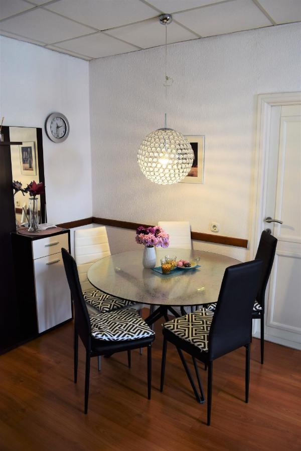 Apartment Adriatica City Макарска Экстерьер фото