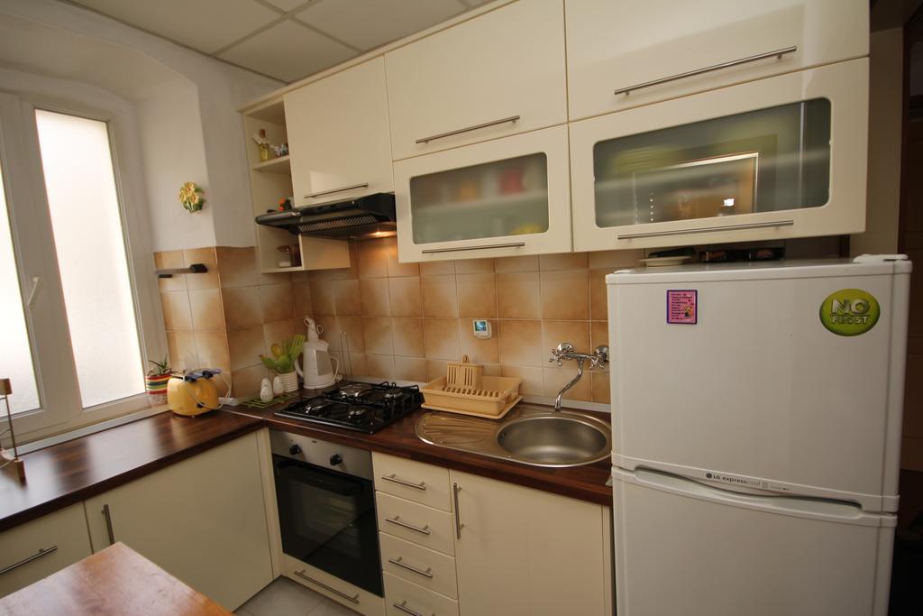 Apartment Adriatica City Макарска Экстерьер фото