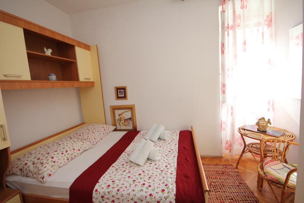 Apartment Adriatica City Макарска Экстерьер фото