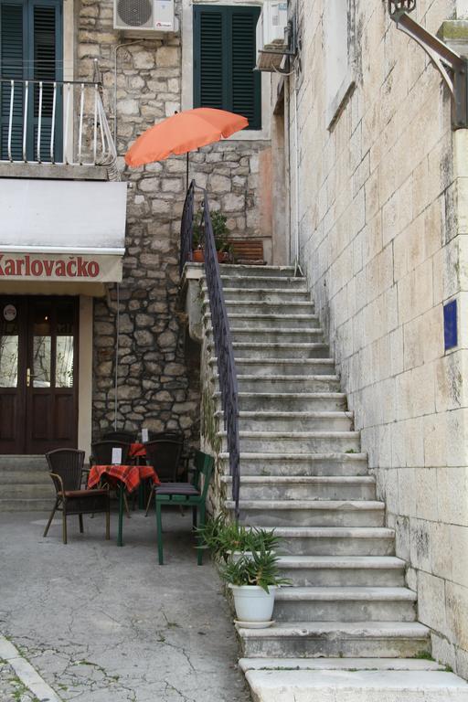 Apartment Adriatica City Макарска Экстерьер фото